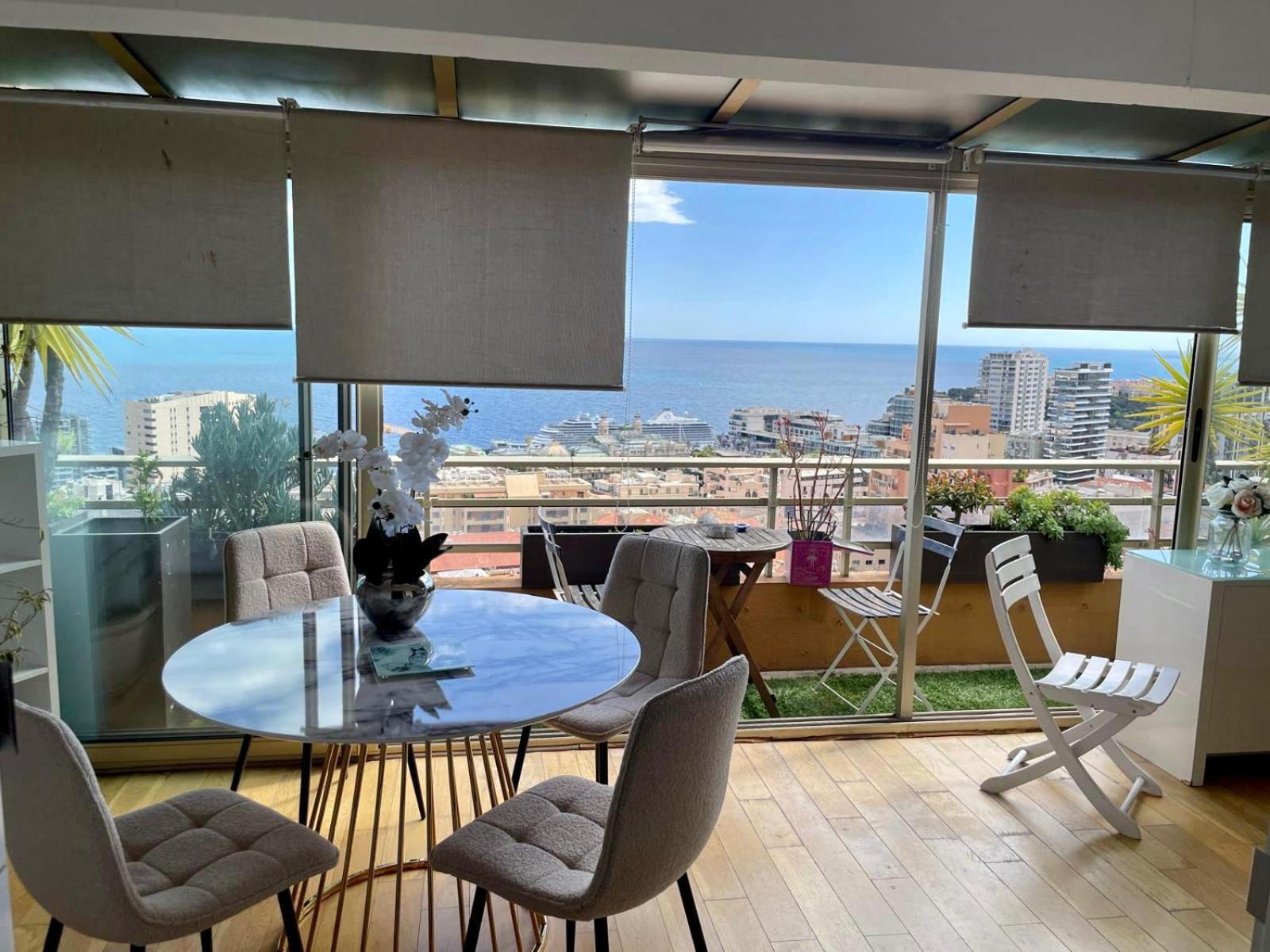 Panoramic Monaco View, Bnbrickeys Apartment *