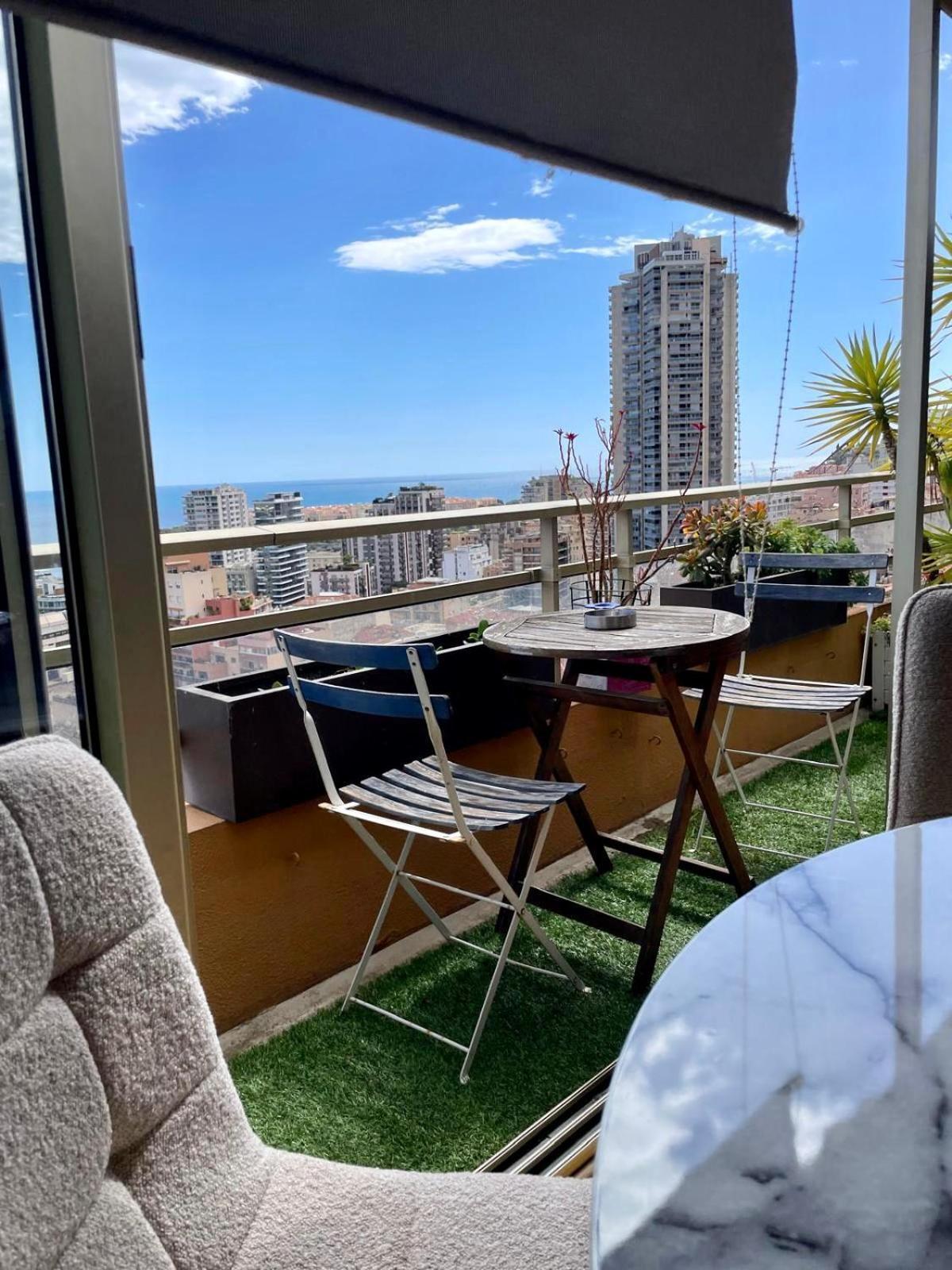 Panoramic Monaco View, Bnbrickeys Apartment Beausoleil